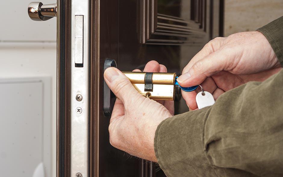 intervention serrurier tarif Neauphle-le-Vieux